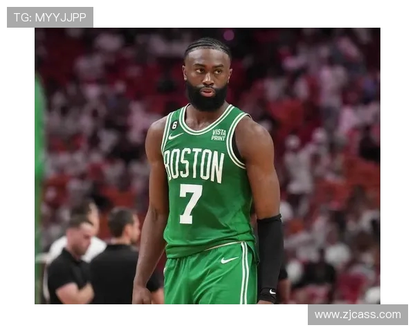 杰伦布朗称赞弗拉格表现出色砍下30分赢得尊重